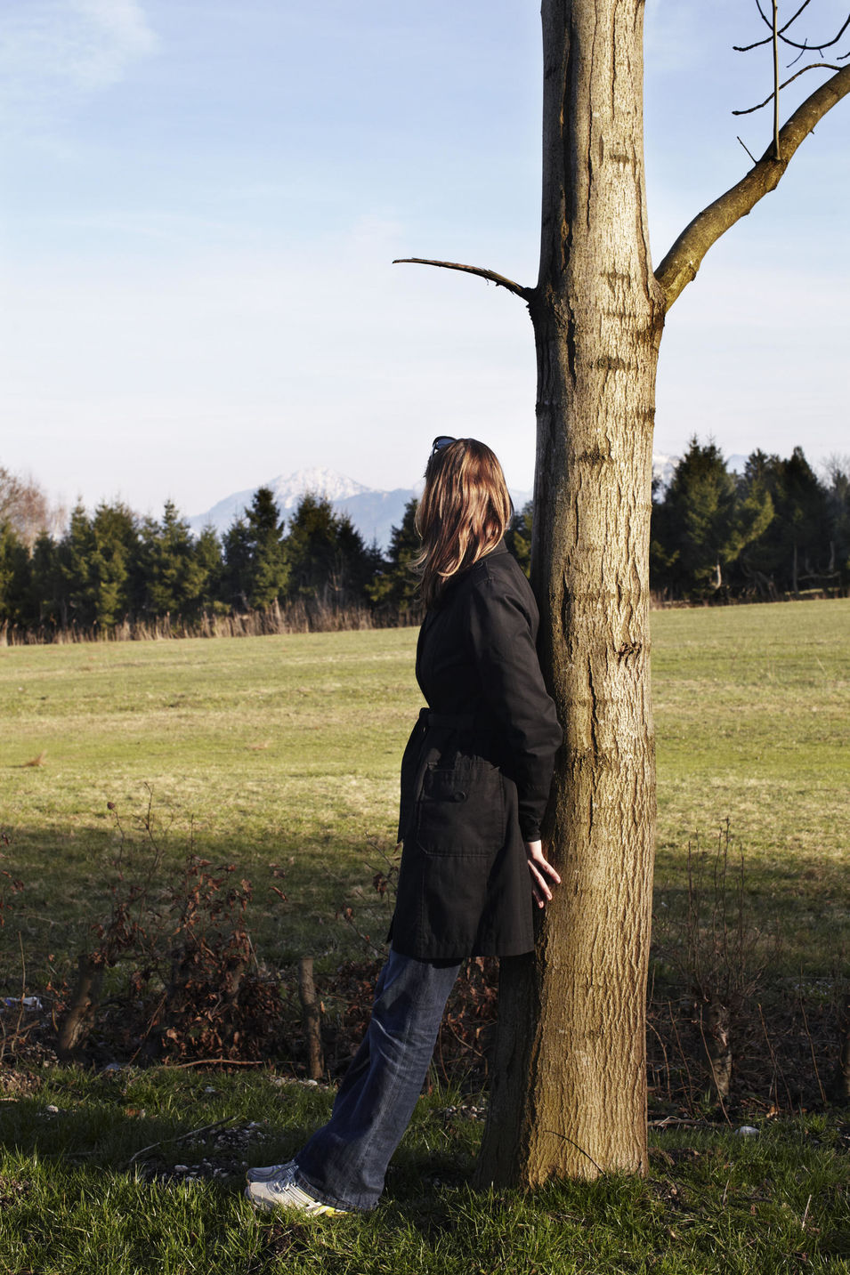 Patientin Evelyn unweit der Klinik an einem ihrer Lieblingsorte